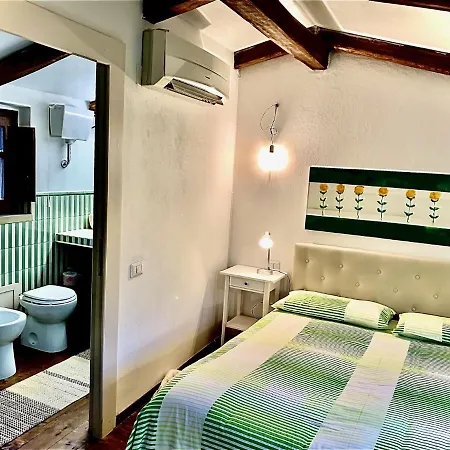 -- La Maisonette -- -- Nel Centro Storico A 30 Mt Dal Parco Aymerich, Museo Menhir, Casa Di Sant'ignazio - With Kitchen *